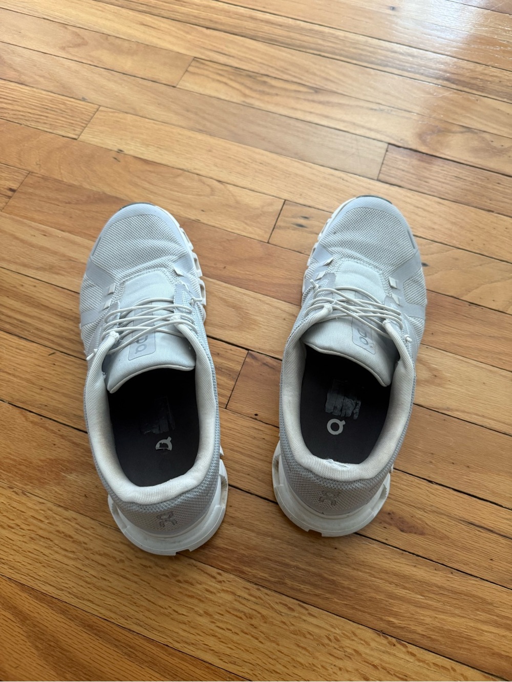 On Running Men's Cloudflow Sneakers in Light Gray and White - Picture 2 of 5